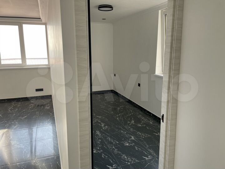 Офис с кабинетом руководителя