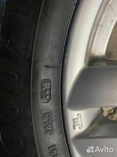 Goodyear UltraGrip Ice Arctic SUV 225/60 R17 103