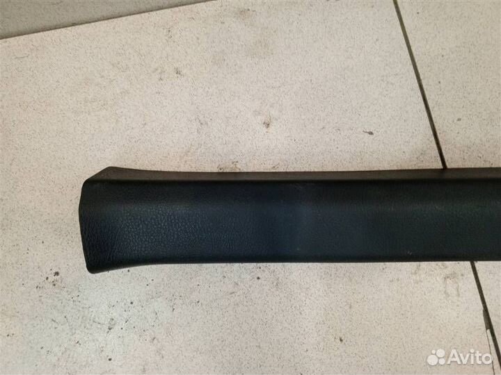 Накладка порога (внутренняя) передняя левая Toyot