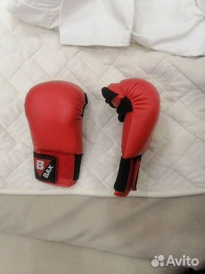 Перчатки для каратэ