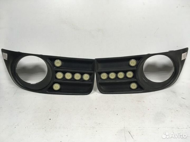 Решетка в бампер правая Suzuki SX4 2013