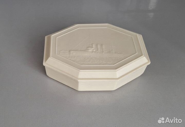 Шкатулка СССР Крейсер Аврора карболит 50 годы