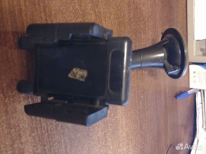 Держатель телефона отдам даром