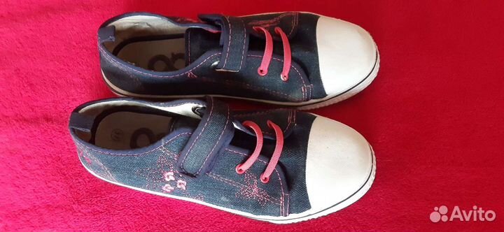 Кеды для девочки 36р в отличном состоянии