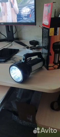 Фонарь прожектор аккумуляторный