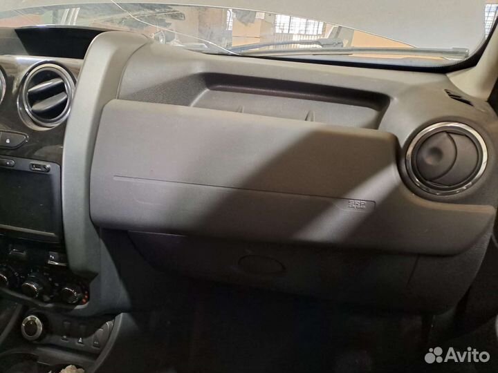 Подушка безопасности пассажира Duster Terrano D10