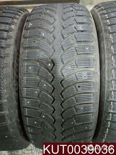 Bridgestone Blizzak Spike-01 235/55 R17 107U