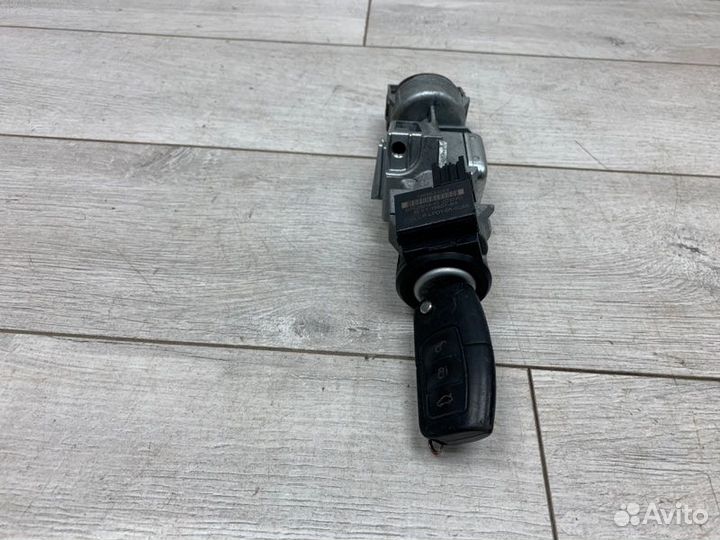 Замок зажигания Peugeot 208 хэтчбек 8H01 DV4C 2013
