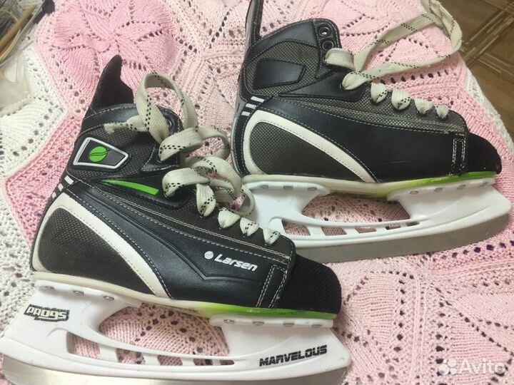Коньки хоккейные детские