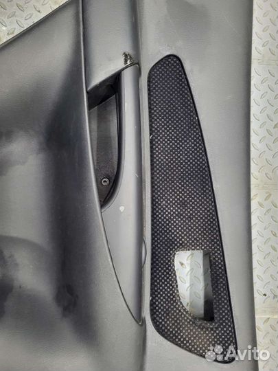 Панель обивки задней левой двери Tucson 2008