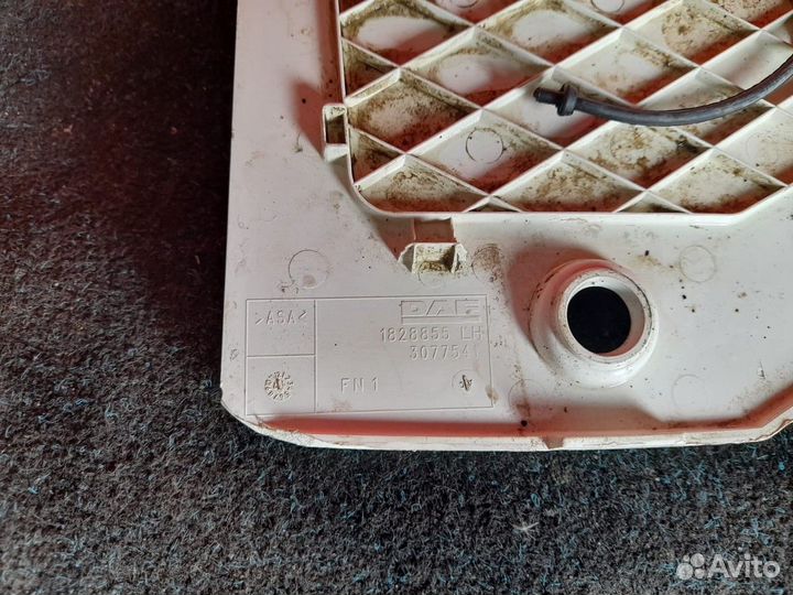 Заглушка подножки левая Daf XF106