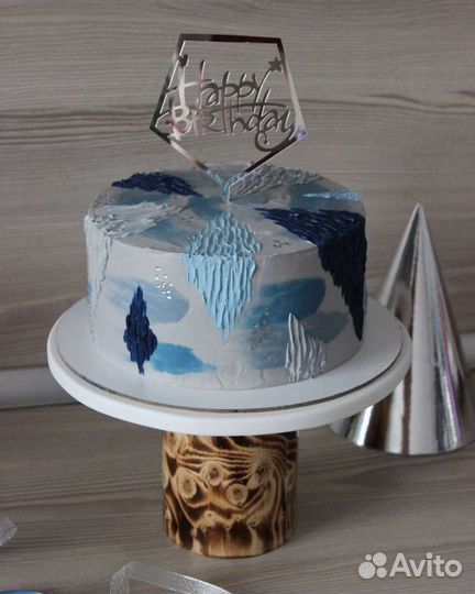 Тортница на ножке декоративная