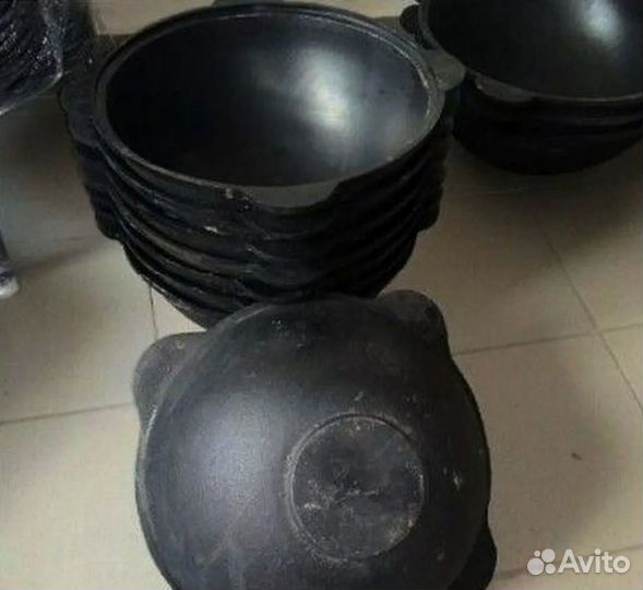 Казан чугунный новый