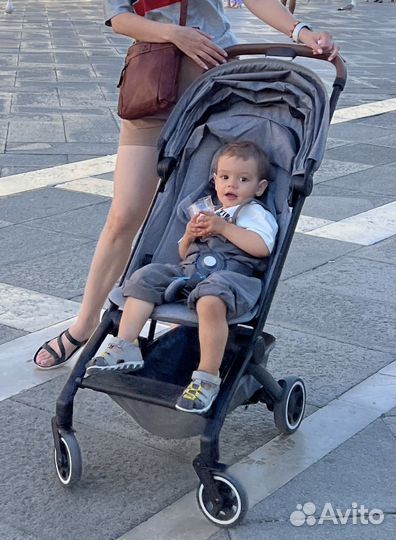 Прогулочная коляска joolz aer