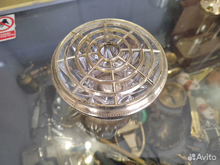 Хрустальная ваза для бутонов с решёткой Англия