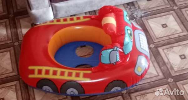 Плавательный круг