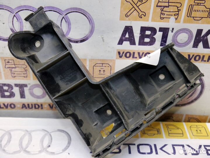 Кронштейн бампера задний левый Вольво XC70-2