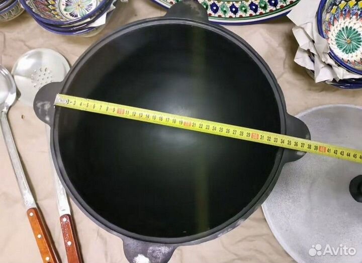 Казан чугунный узбекский