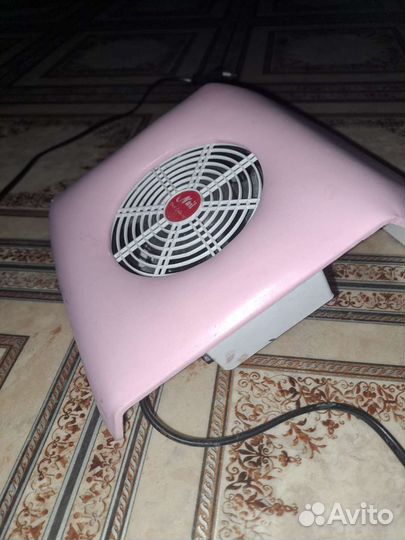 Вытяжка для маникюра