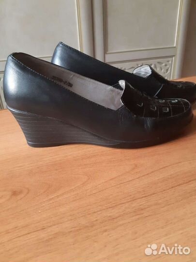 Туфли женские 39 размер черные