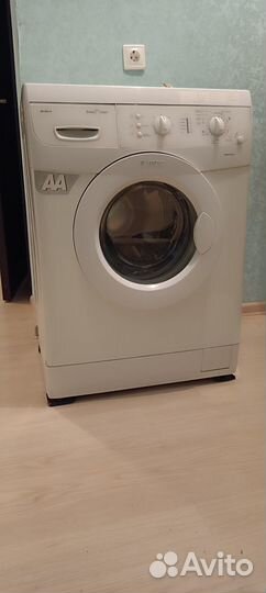 Продам стиральную машинку