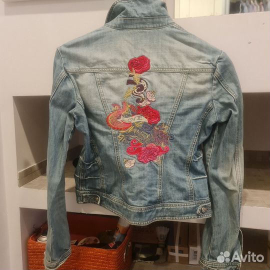 Джинсовая куртка женская 44 46