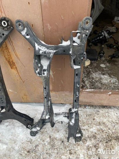 Подрамник задний Kia Sportage 5