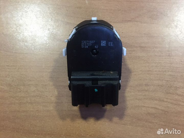 Кнопка регулировки зеркал opel astra j