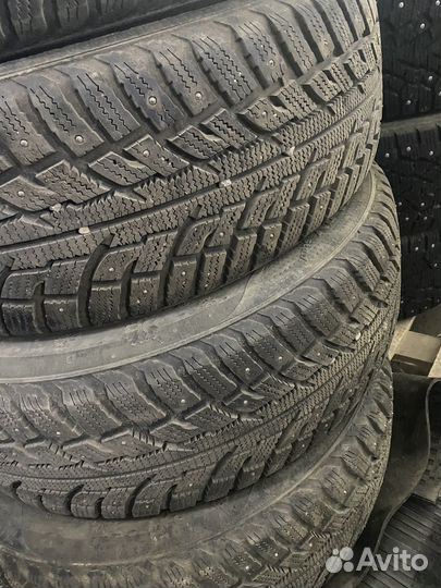 Marshal I'Zen RV Stud KC16 225/60 R18