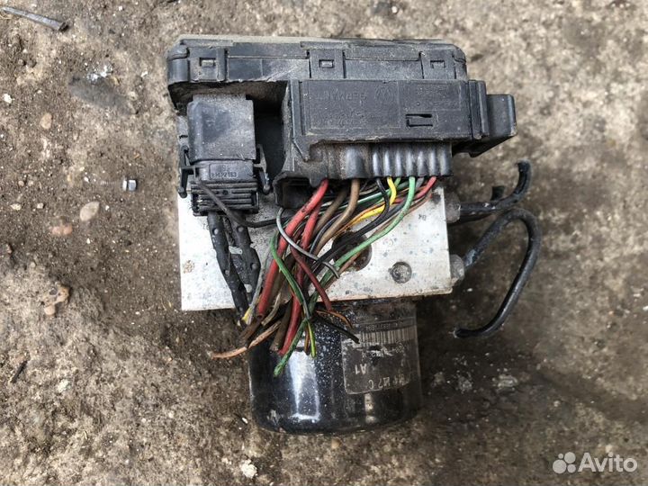 Блок ABS 1J0907375D 2.0 Бензин Volkswagen