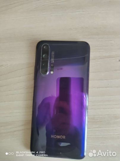 Телефон honor 20 pro
