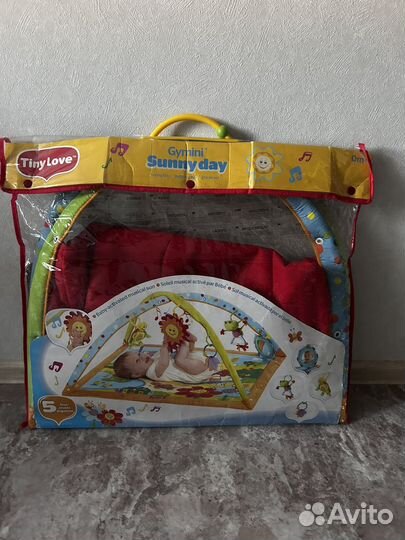 Развивающий коврик tiny love