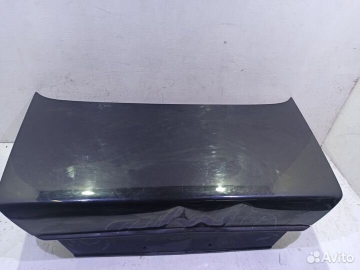 Крышка багажника Мерседес