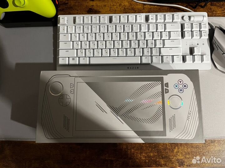 Asus rog ally Z1 extreme + iPhone Se в подарок