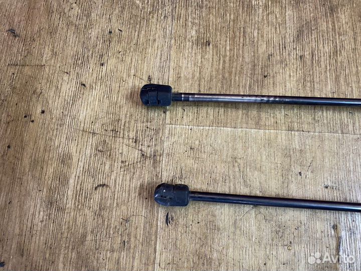 Амортизаторы багажника Опель Корса Д Opel Corsa