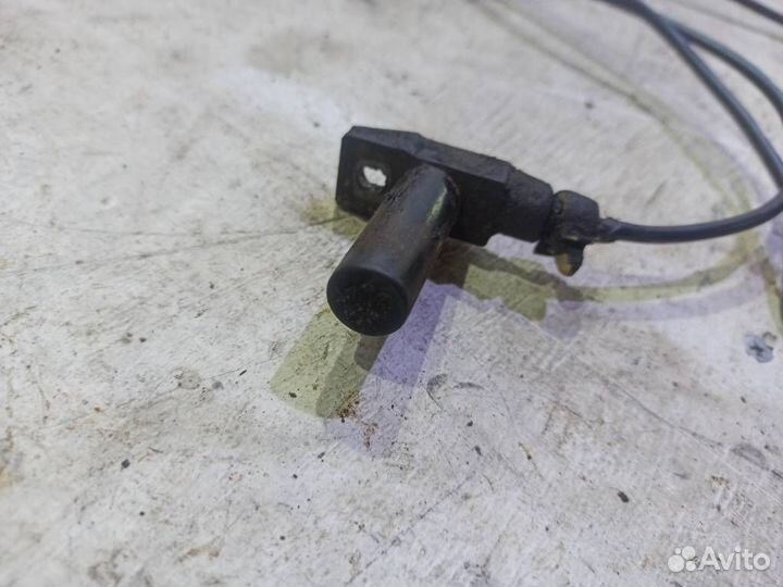 Датчик положения коленвала