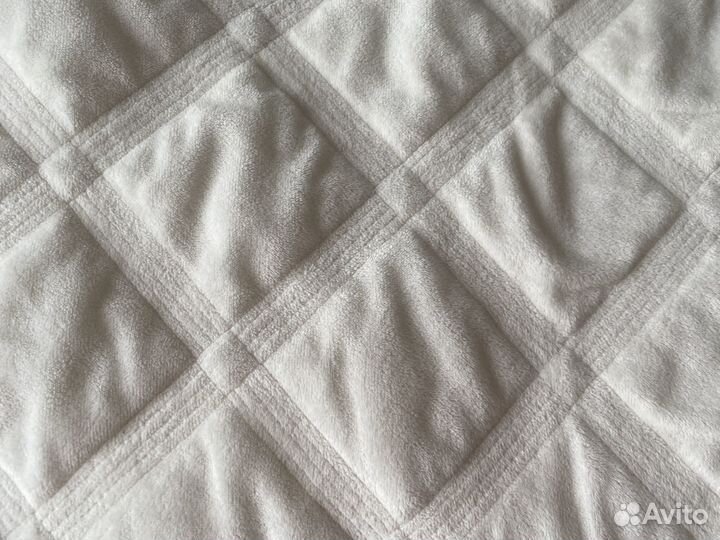 Покрывало на кровать 160 на 220