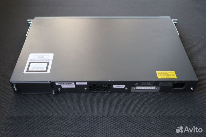 Коммутатор Cisco WS-C2960S-24TS-L