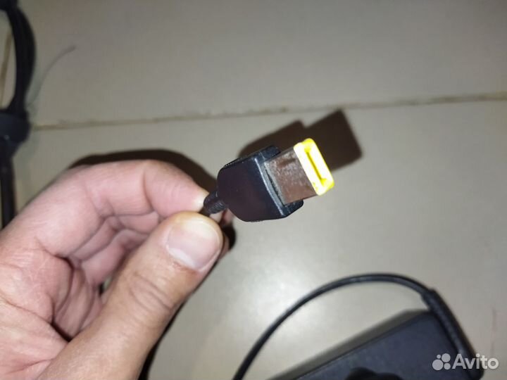 Блок питания для ноутбука lenovo 20V 2.25A