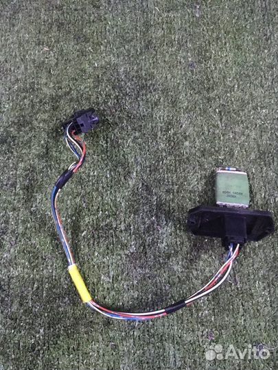 Резистор отопителя Toyota Avensis ZZT251 1ZZ-FE