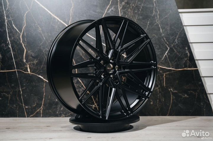 Кованные диски R22 BMW M5