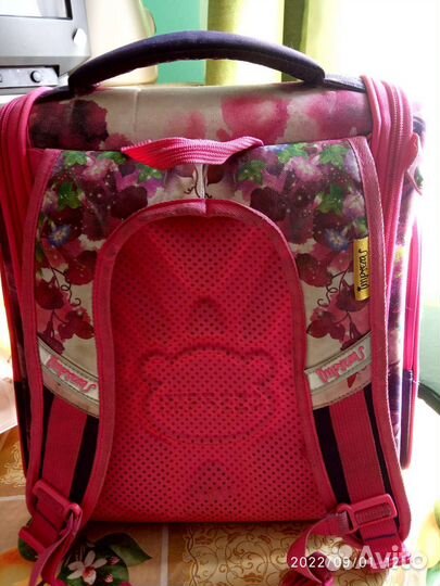 Портфель школьный для девочки