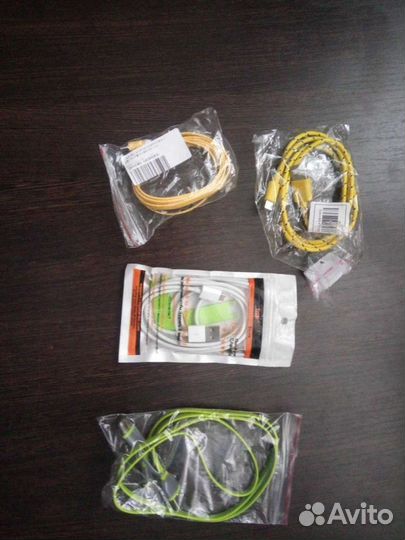 Провода и блоки зарядки на телефон новые