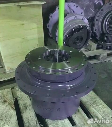 WB04-1852 Редуктор хода Komatsu PC200-7