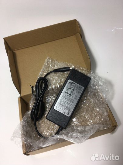 Блок питания для ноутбука Samsung (5.5x3.0x1.0)