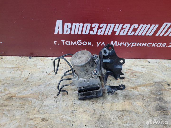 Блок ABS Toyota Auris