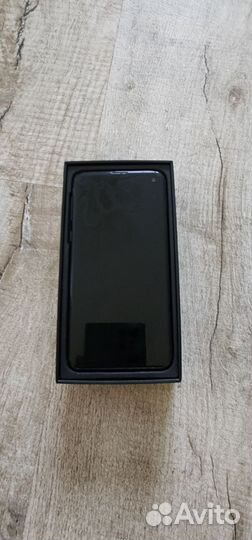 Samsung Galaxy S10e, 6/128 ГБ