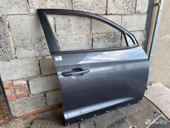 Передняя правая дверь Хендай Туксон 3 TL