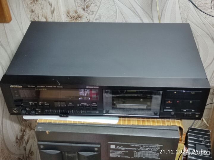 Кассетная дека Viktor td v66