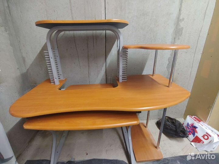 Компьютерный стол бу